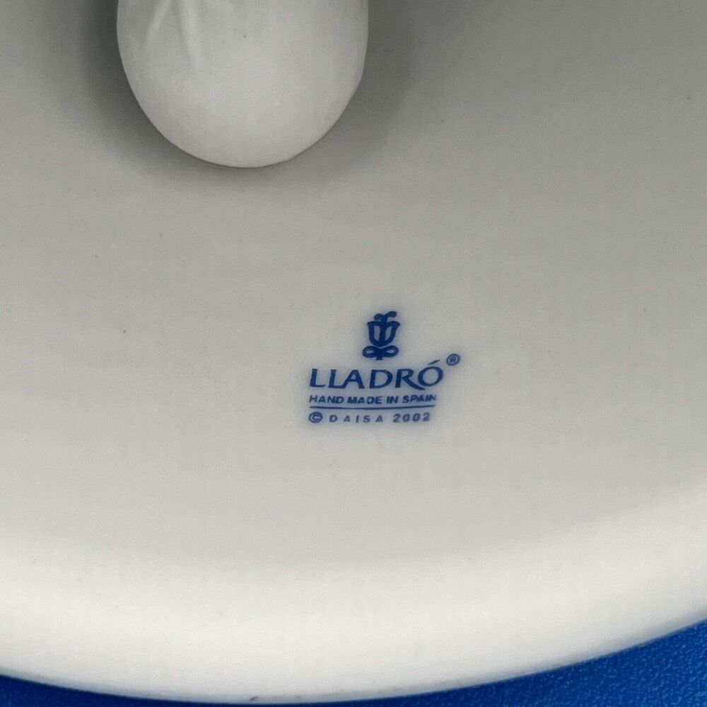 Lladró‎ 2003 Limited Edition Lladro Annual Porcelain Christmas Bell.(No Box) - Picture 5 of 8